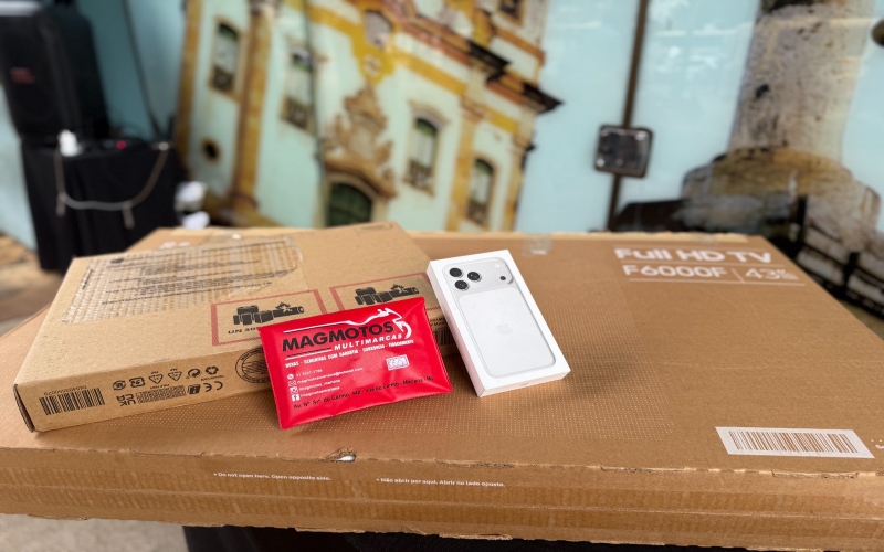 Produções de estudantes da UFOP ocupam Cine Teatro de Mariana com o lançamento do Jornal Olhares e mostra de documentários